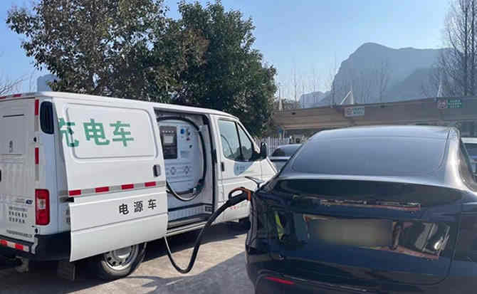 仁寿汽车搭电